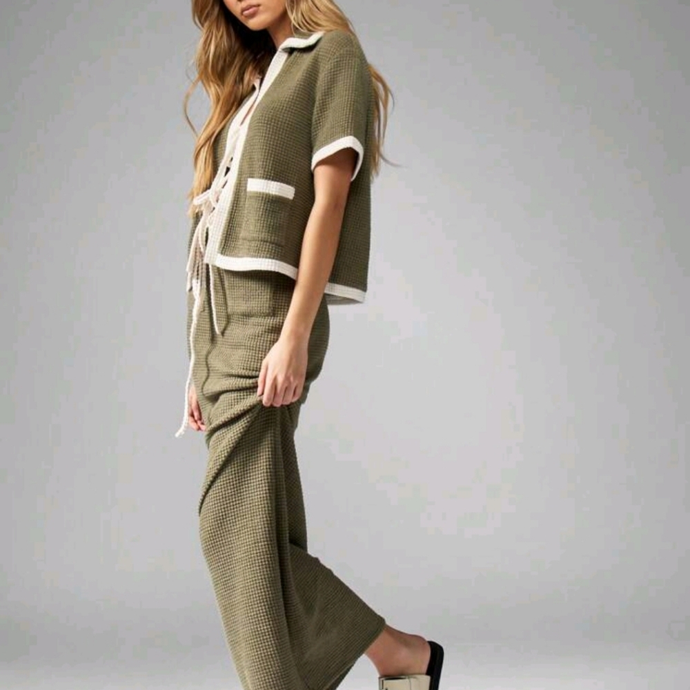 Crochet Knit Co-Ord Two Piece Set With Short Sleeve Collared Top And Maxi Skirt - Picture 5 of 5